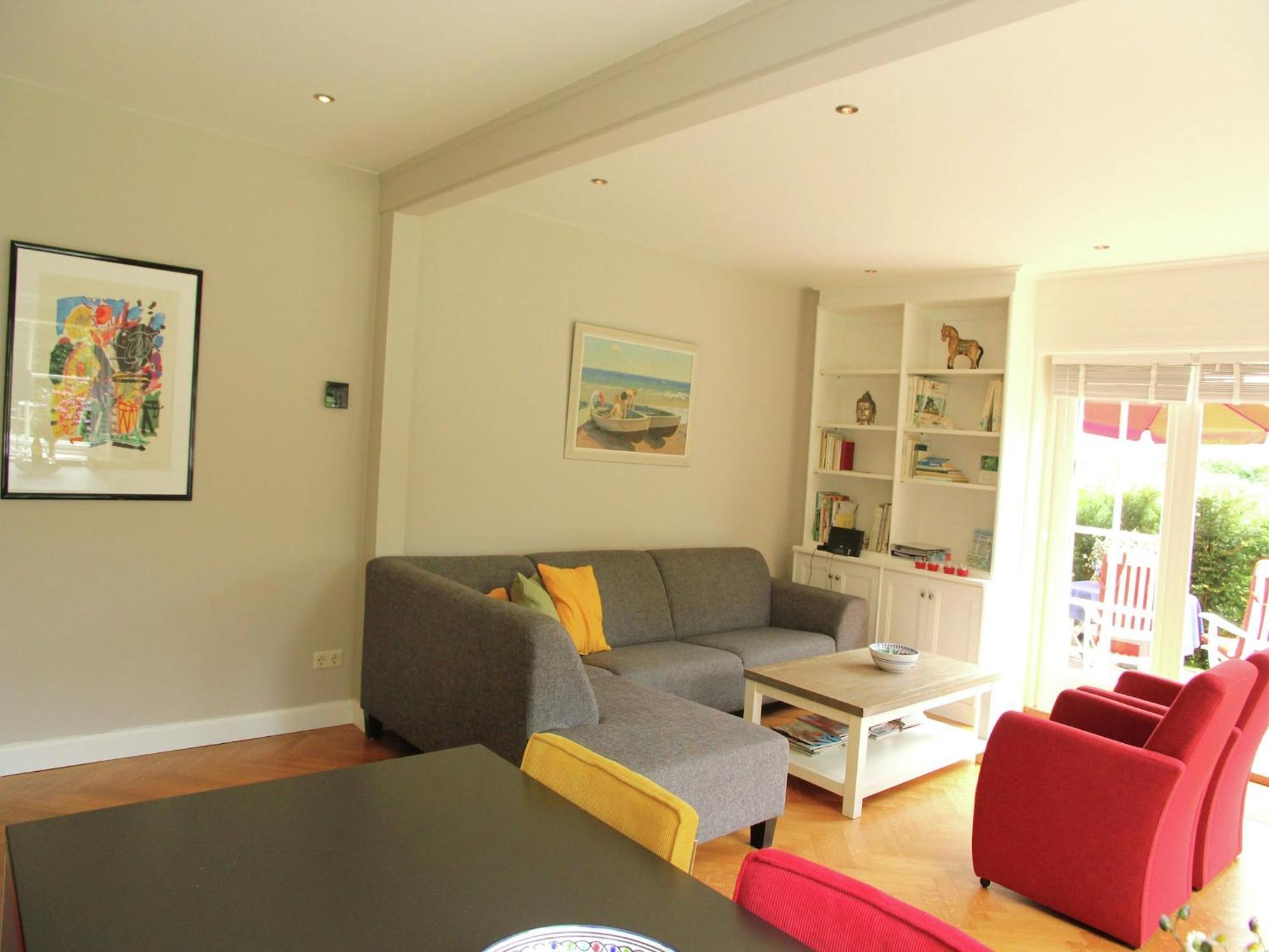 Pleasing Holiday Home In Schoorl With Patio 外观 照片