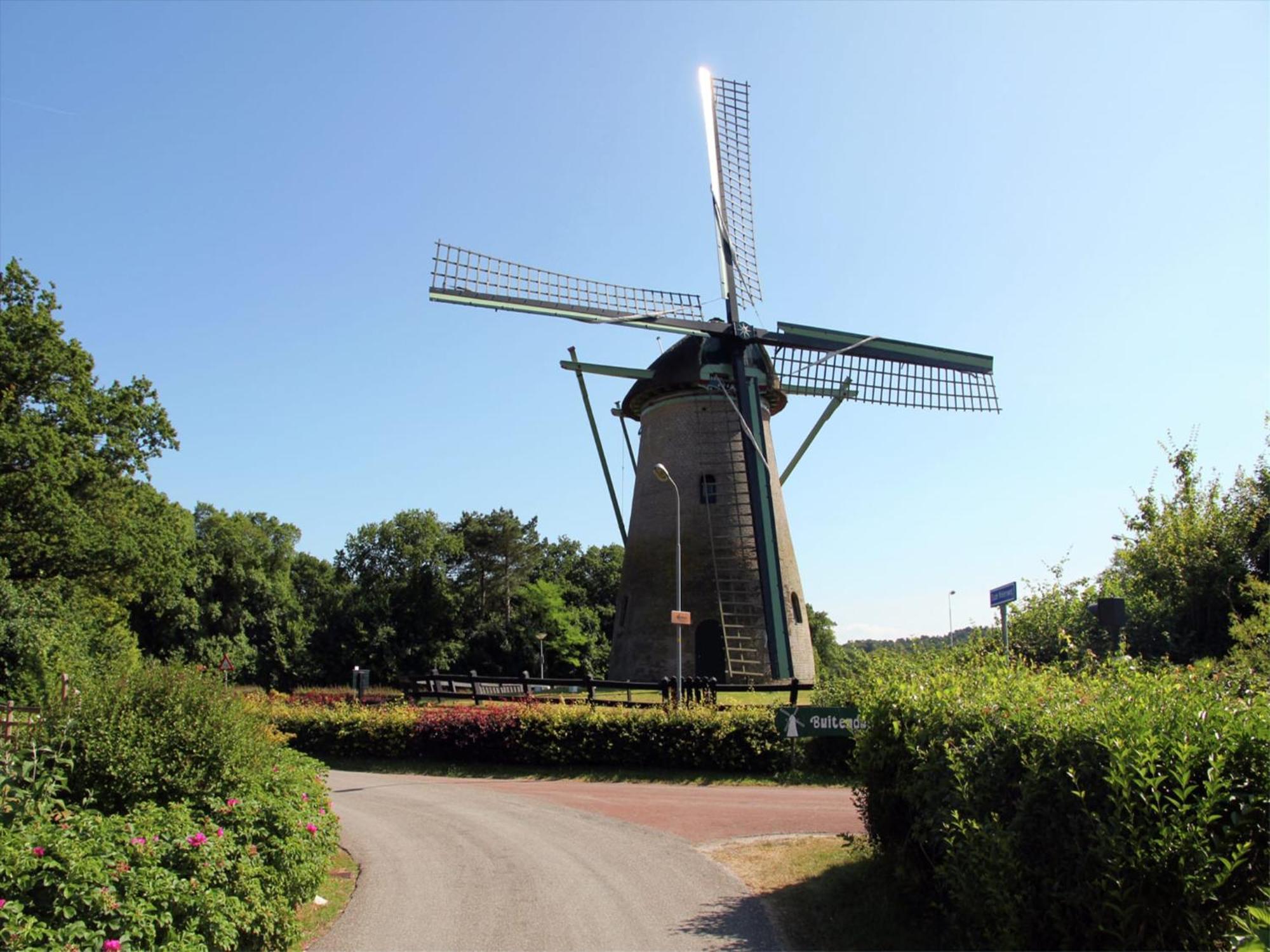Pleasing Holiday Home In Schoorl With Patio 外观 照片